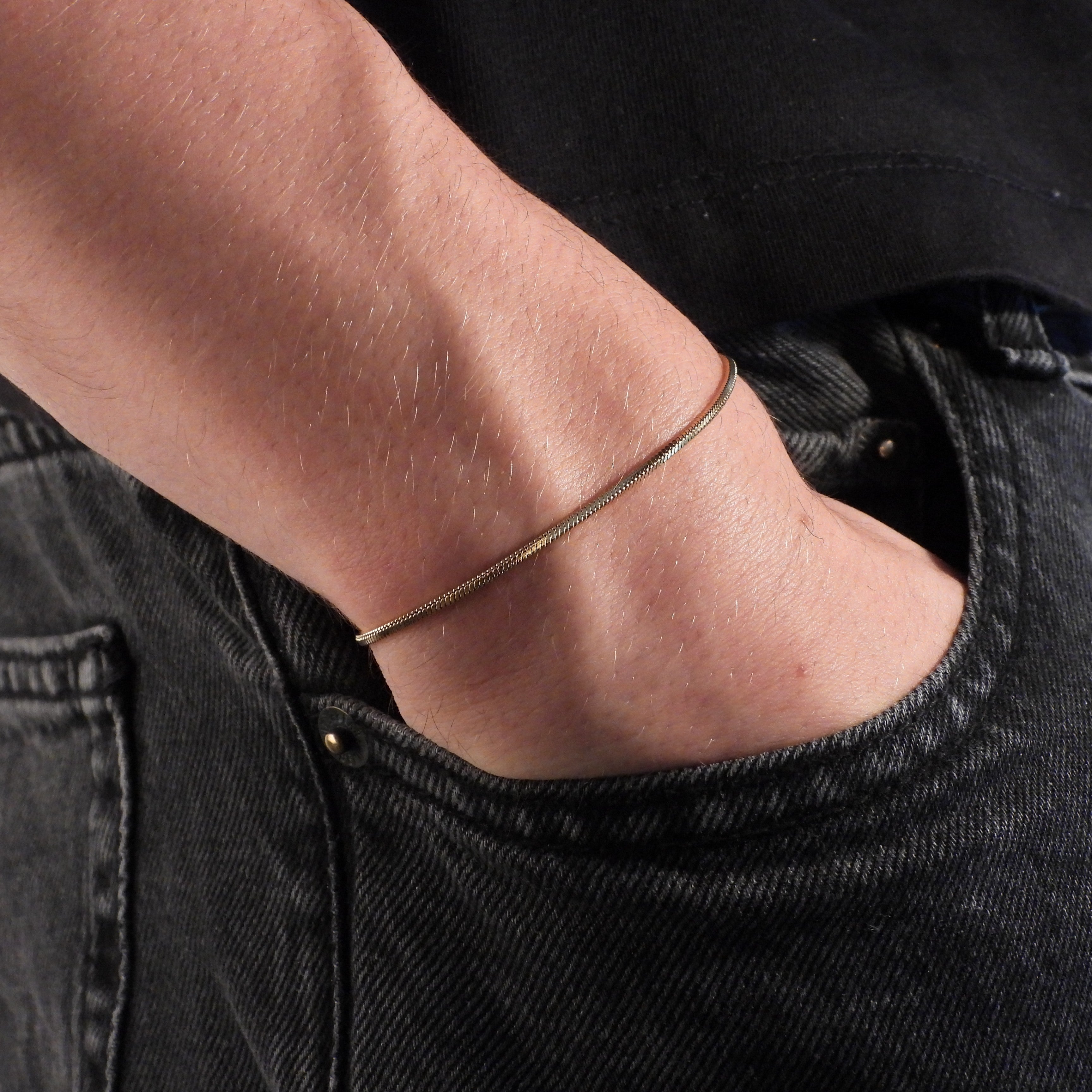 QUADRATISCHES KETTENARMBAND
